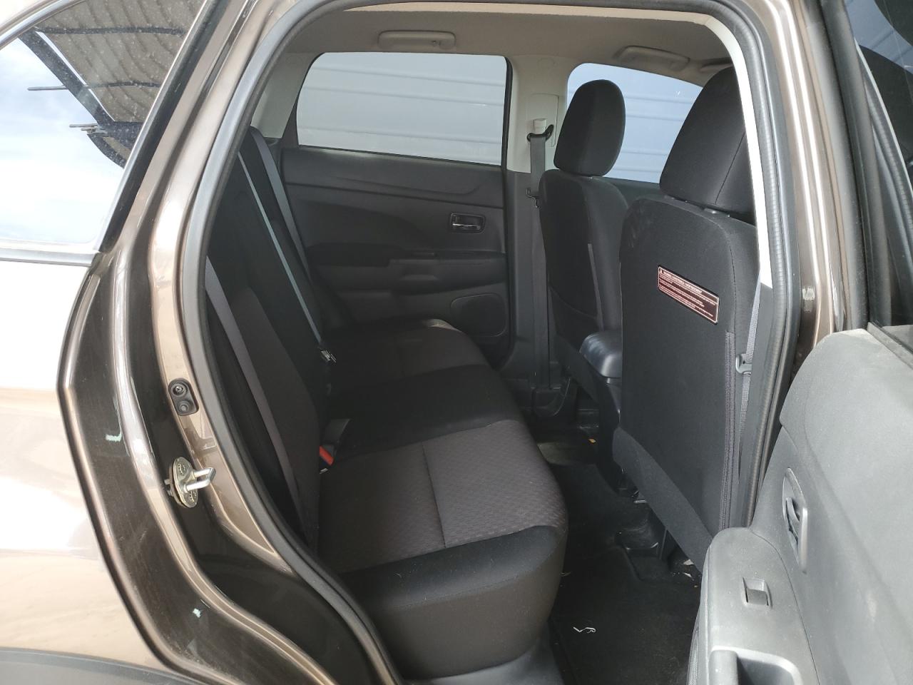 2017 Mitsubishi Outlander VIN JA4AP3AU6HZ018720 Copart auction photo, minor dent/scratches damage thumbnail 10