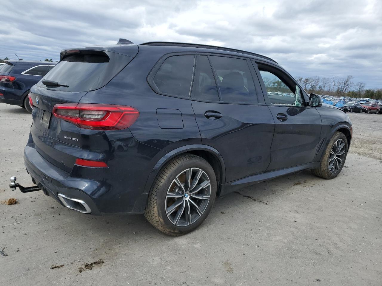 2019 BMW X5 VIN 5UXCR6C57KLL36113 Copart auction photo, side damage thumbnail 3