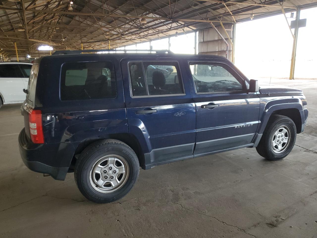 2014 Jeep Liberty (Patriot) VIN 1C4NJPBAXED690728 Copart auction photo, front end damage thumbnail 3