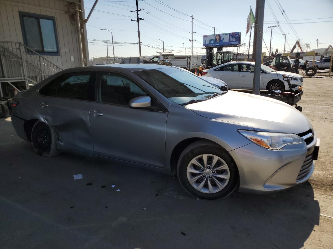 2017 Toyota Camry VIN 4T1BF1FK4HU813962 Copart auction photo, rear end / side damage thumbnail 4