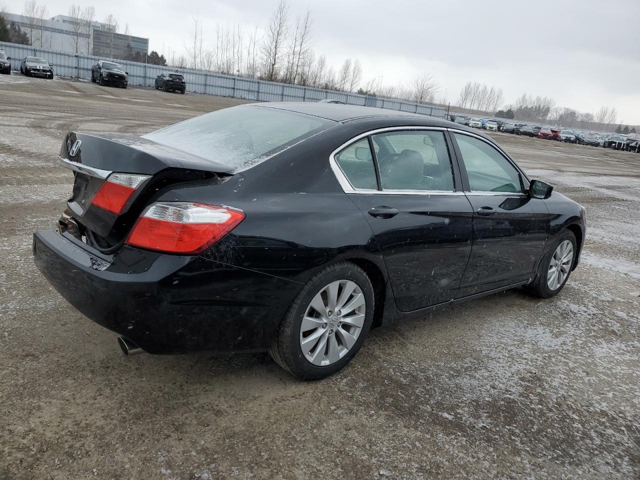 2013 Honda Accord VIN 1HGCR2F31DA806897 Copart auction photo, rear end damage thumbnail 3