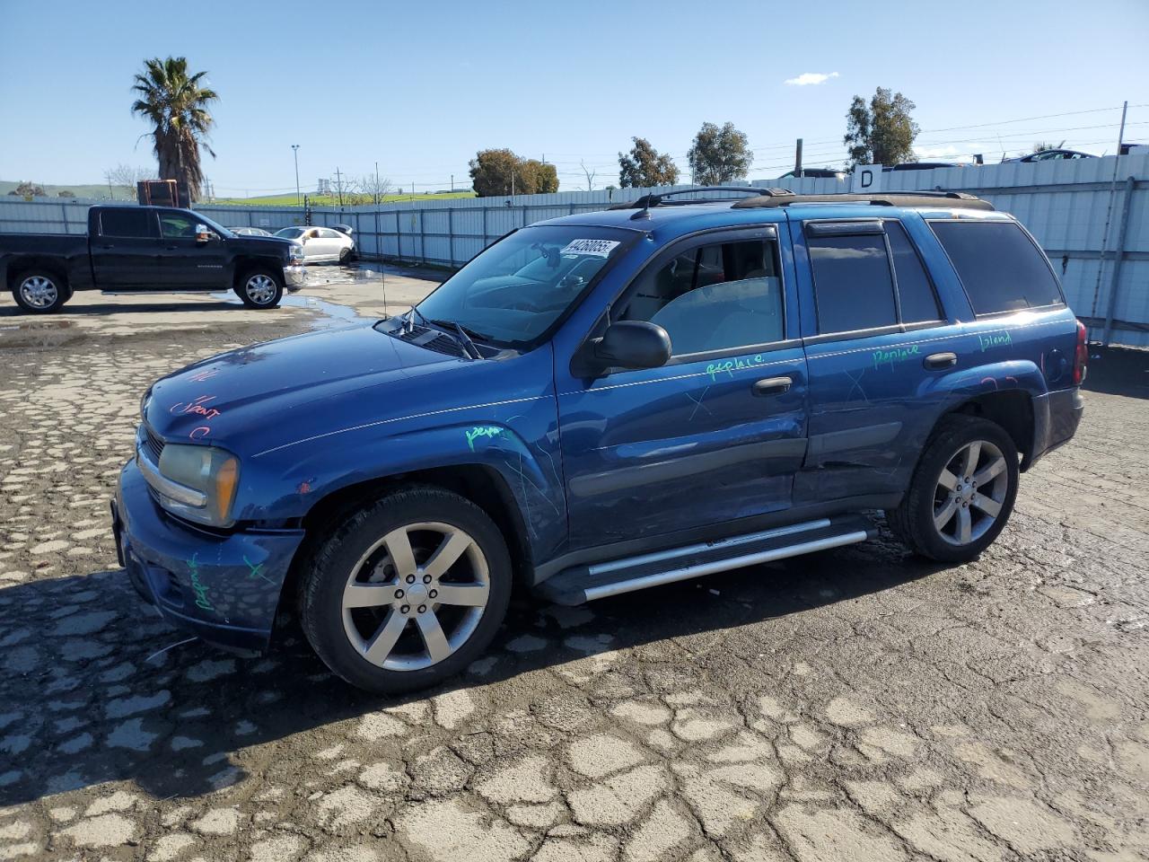 2005 Chevrolet TrailBlazer VIN 1GNDS13S952316353