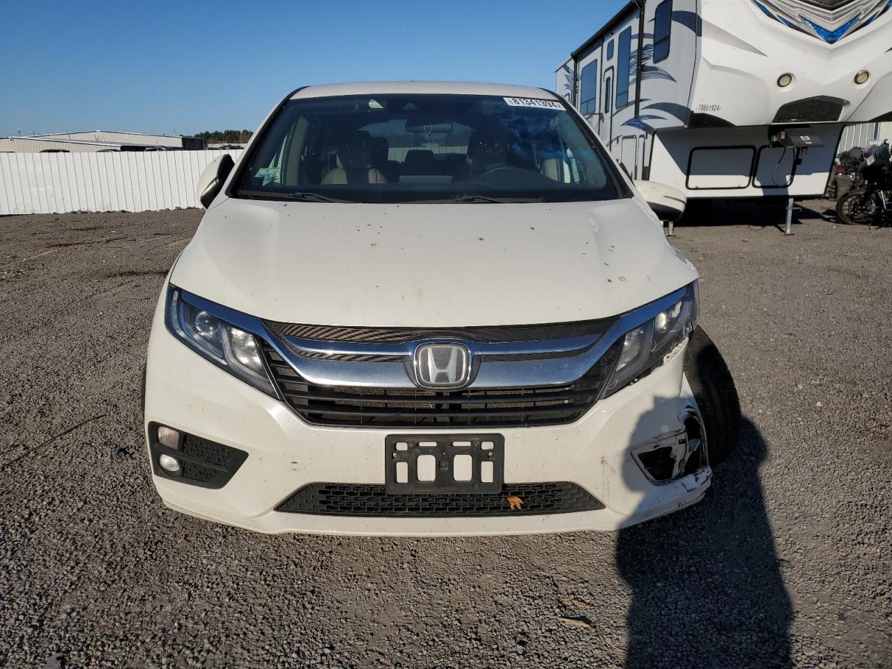2019 Honda Odyssey VIN 5FNRL6H51KB041856 Copart auction photo, front end / side damage thumbnail 5