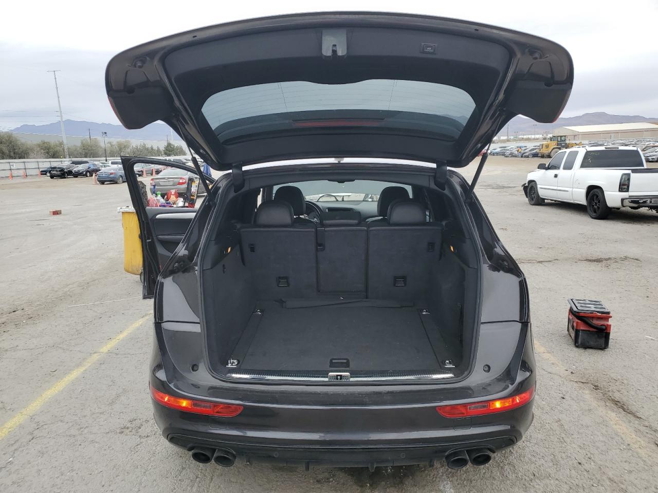 2015 Audi SQ5 VIN WA1CGAFP0FA078777 Copart auction photo, front end damage thumbnail 6