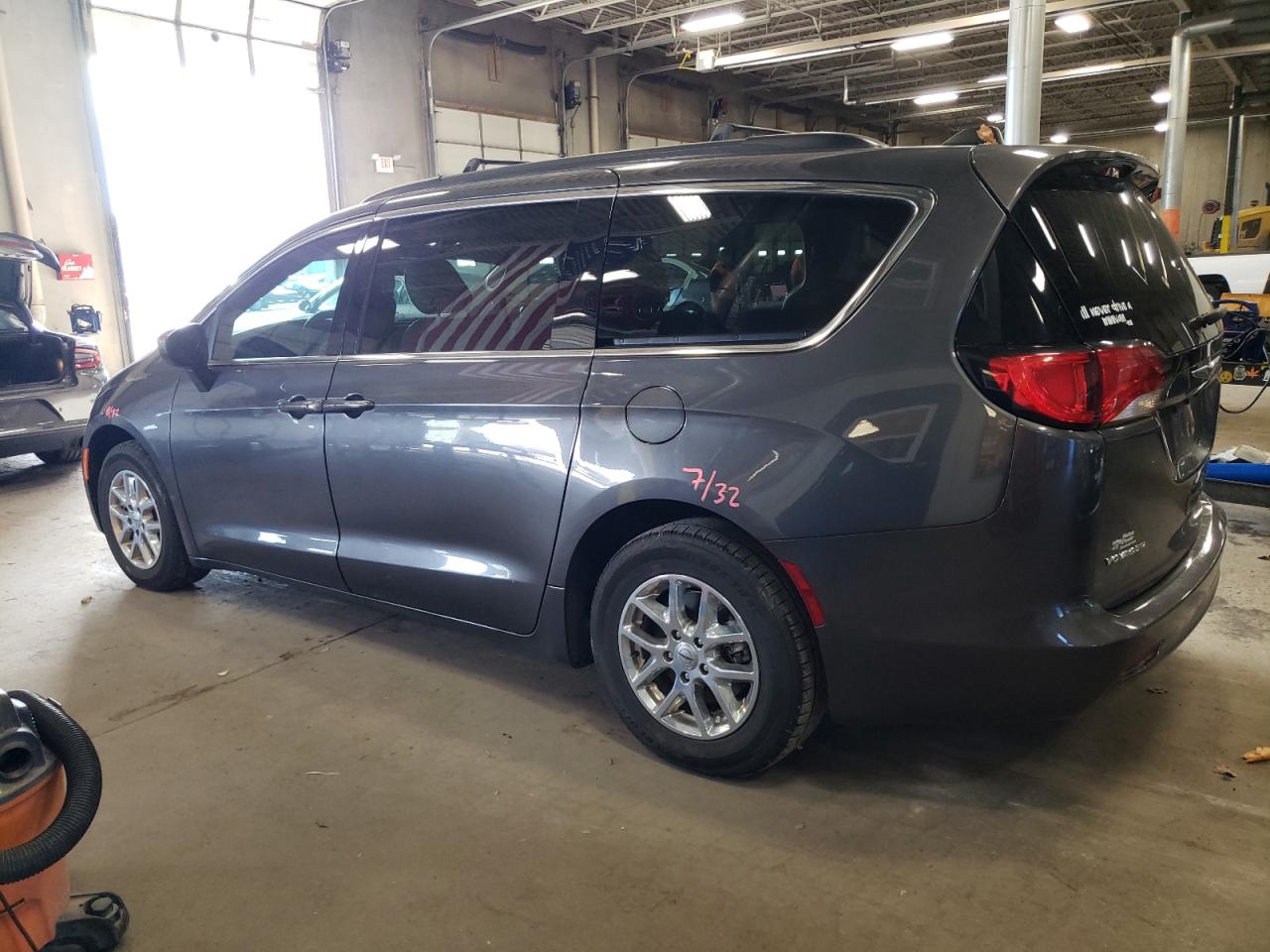 2021 Chrysler Voyager VIN 2C4RC1DG2MR546600 Copart auction photo, side damage thumbnail 2
