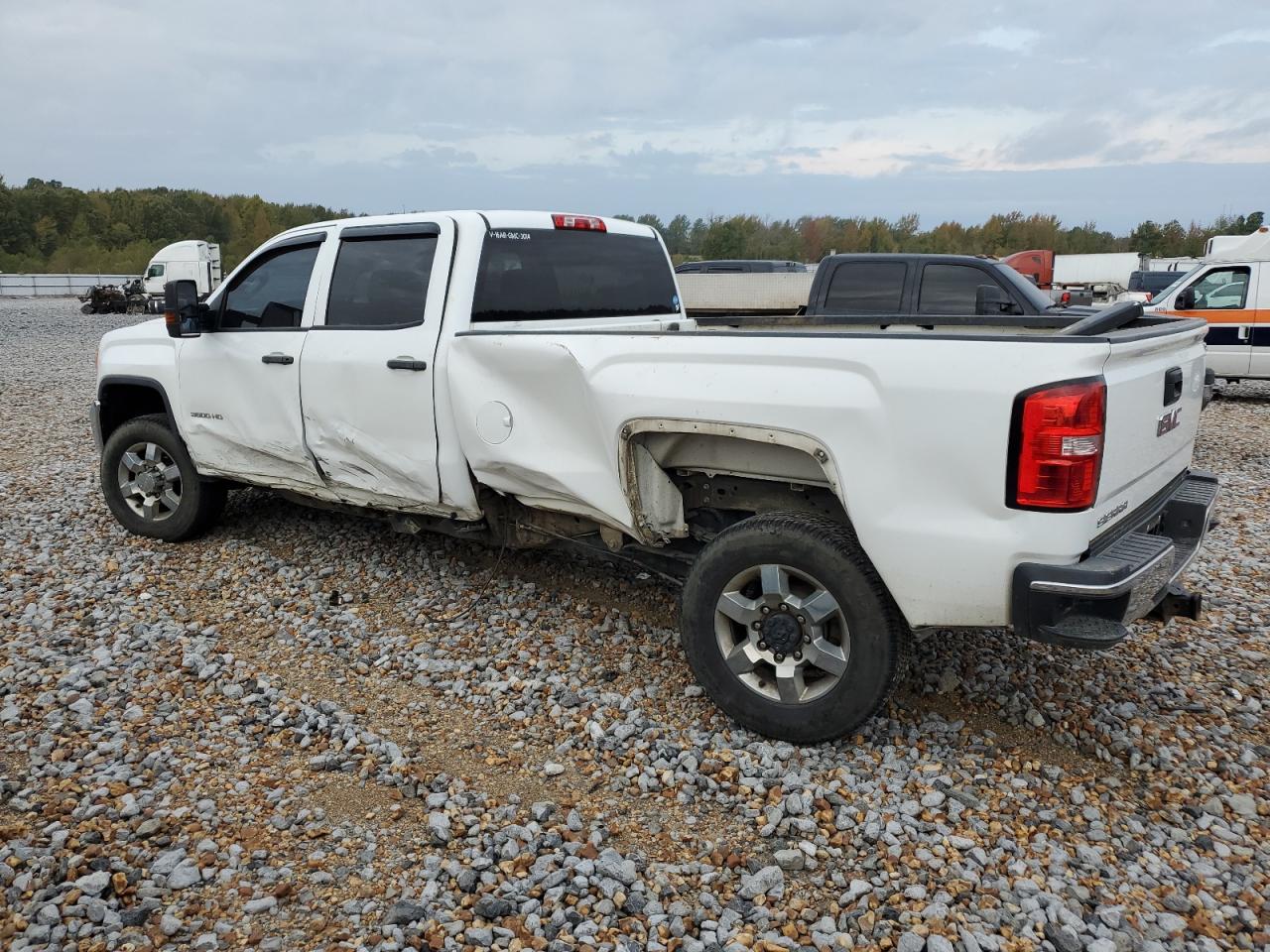 2016 GMC Sierra VIN 1GT42VC89GF213014 Copart auction photo, side / rear end damage thumbnail 2