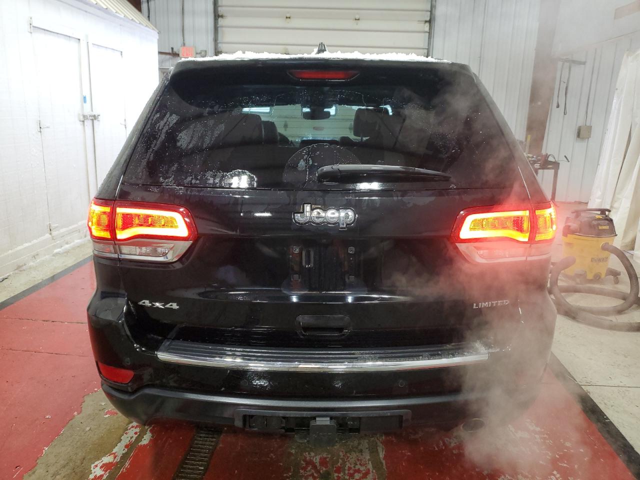 2021 Jeep Grand Cherokee VIN 1C4RJFBG7MC678413 Copart auction photo, front end damage thumbnail 6