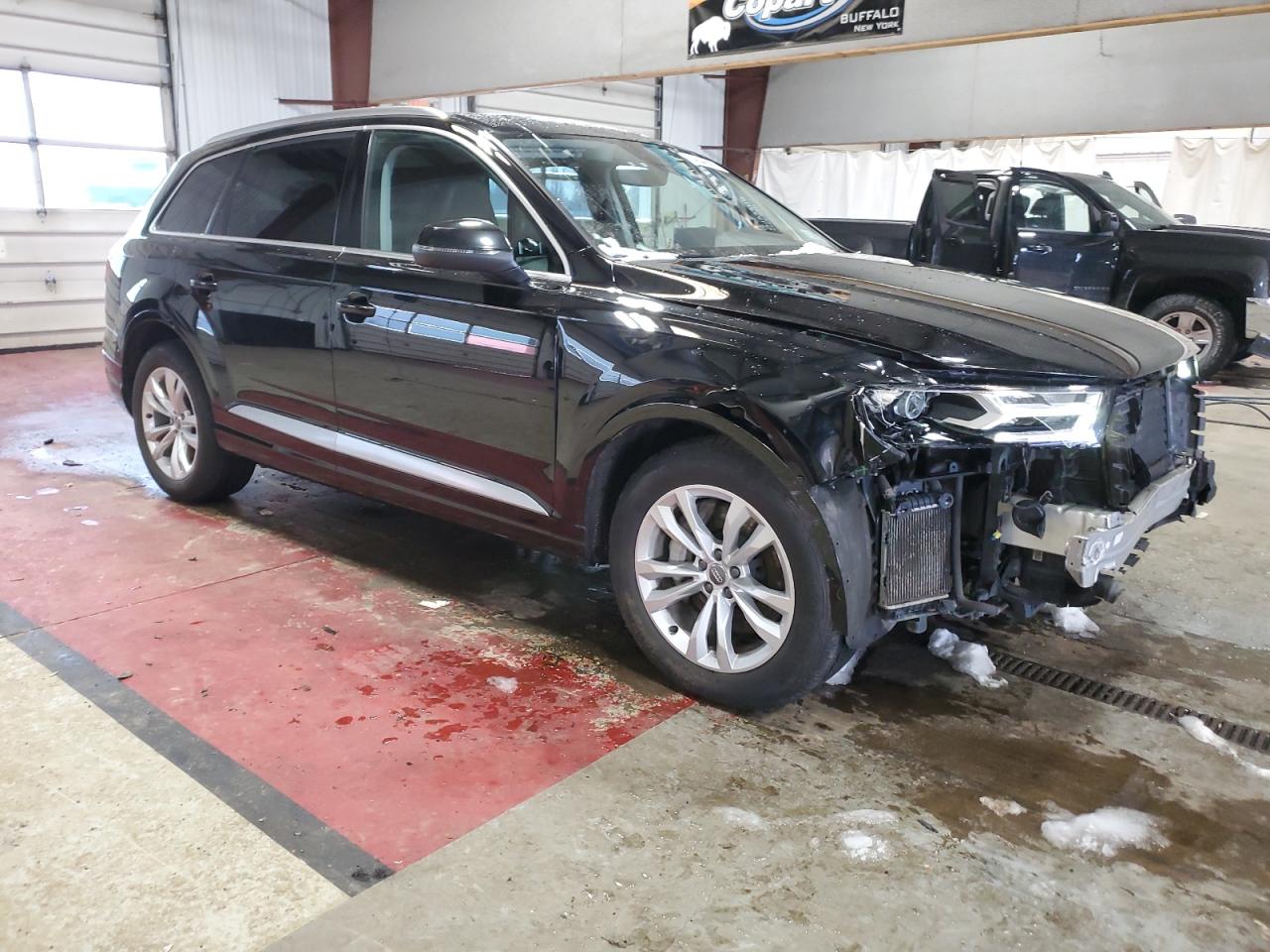 2018 Audi Q7 VIN WA1LAAF70JD036294 Copart auction photo, front end damage thumbnail 4