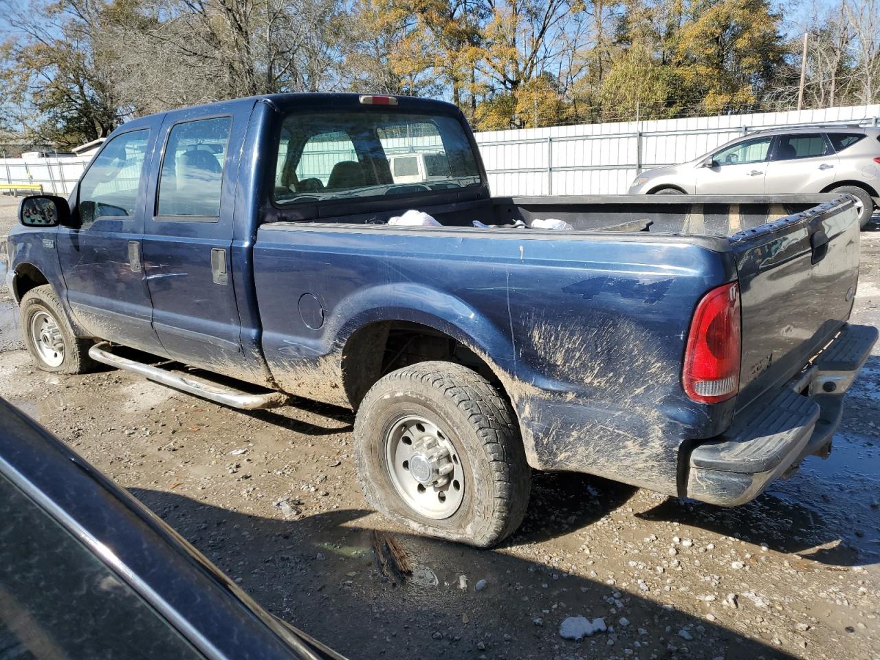 2003 Ford F250 VIN 1FTNW21L93ED58987 Copart auction photo, minor dent/scratches damage thumbnail 2