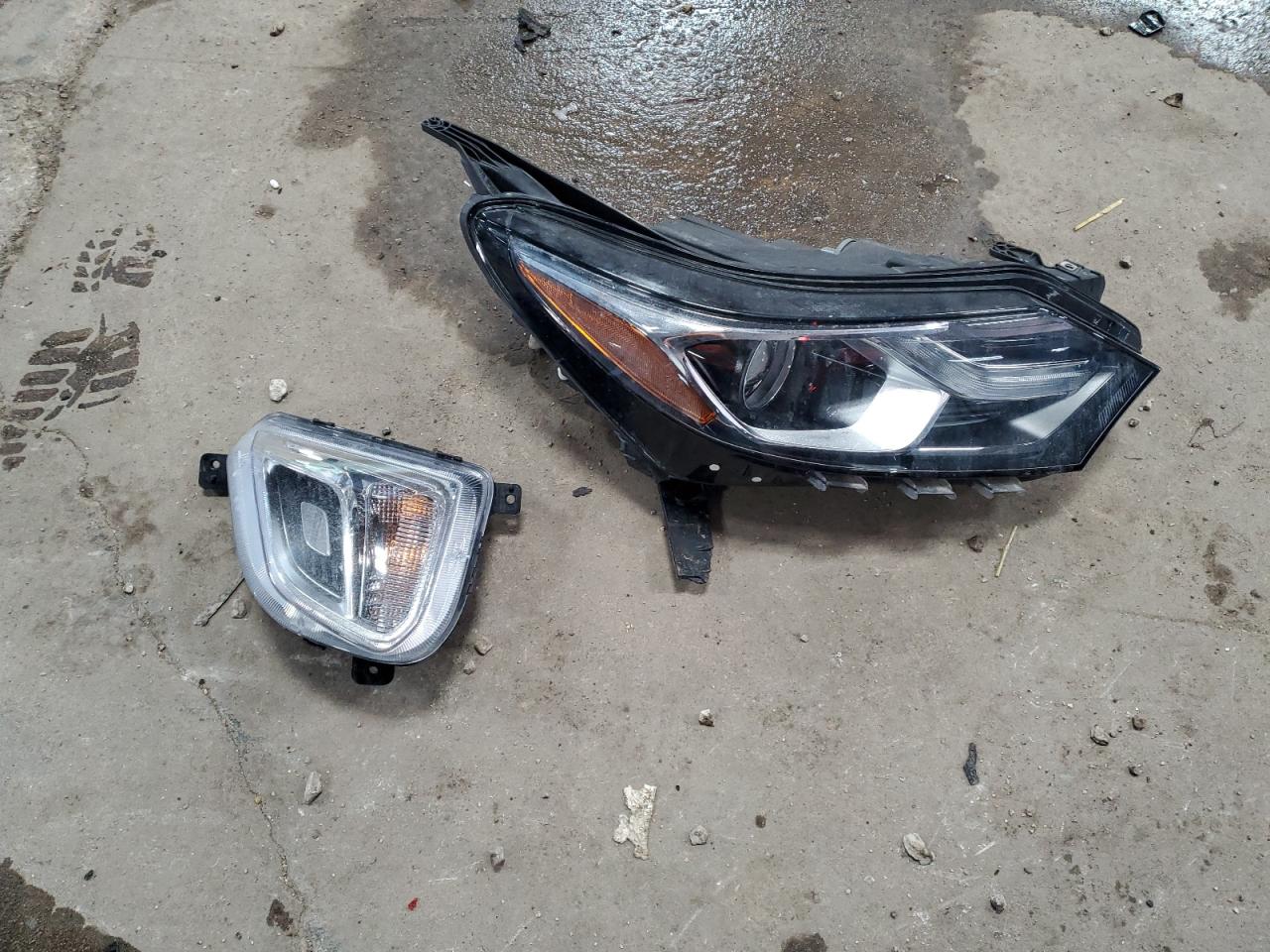 2020 Chevrolet Equinox VIN 2GNAXTEV1L6197964 Copart auction photo, front end damage thumbnail 13