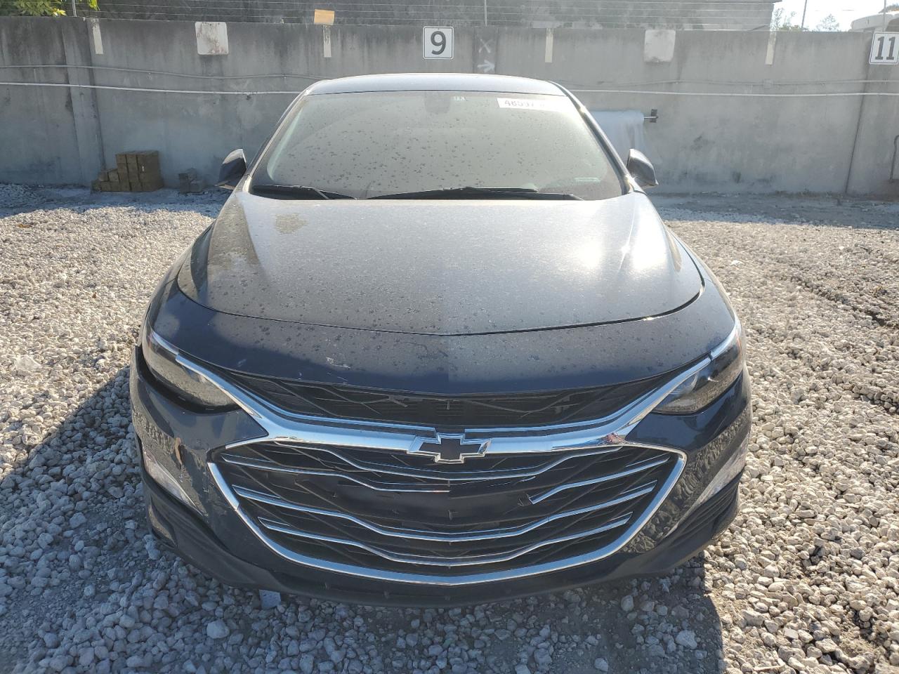 2021 Chevrolet Malibu VIN 1G1ZD5ST7MF056187 Copart auction photo, minor dent/scratches damage thumbnail 5