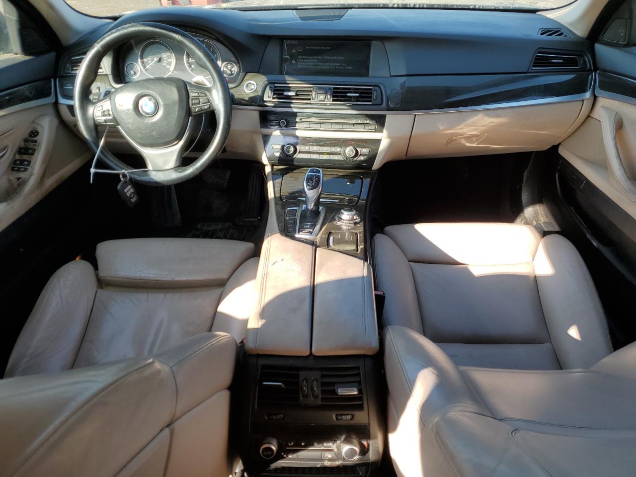 2011 BMW 5er VIN WBAFU7C5XBC439672 Copart auction photo, minor dent/scratches damage thumbnail 8