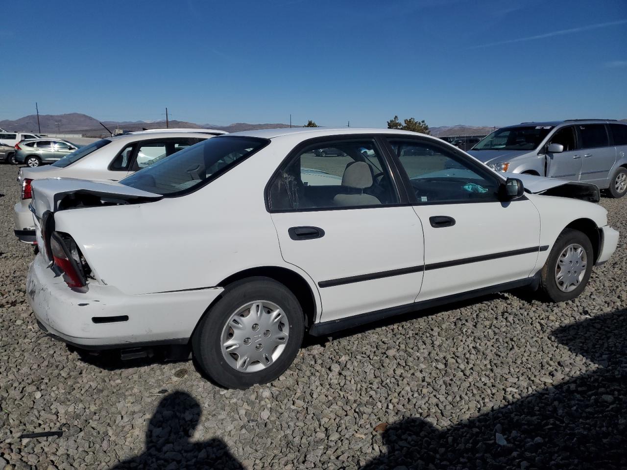 1996 Honda Accord VIN 1HGCD5627TA044990 Copart auction photo, front end / rear end damage thumbnail 3