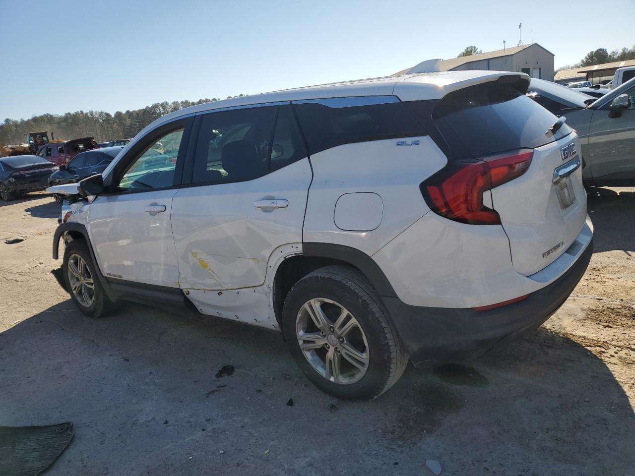 2018 GMC Terrain VIN 3GKALMEV0JL359235 Copart auction photo, front end / side damage thumbnail 2