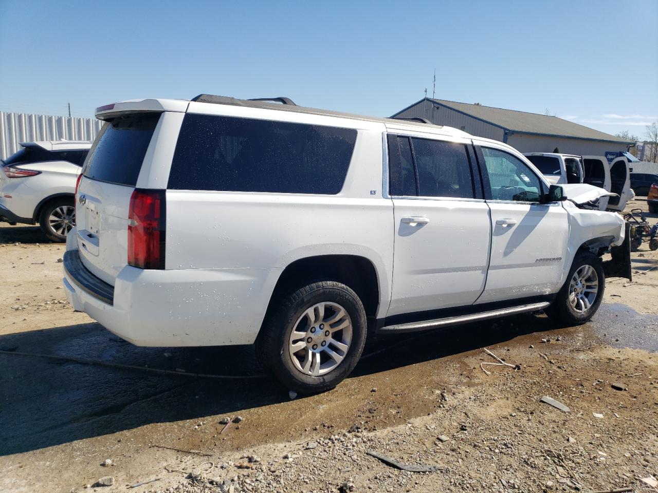 2020 Chevrolet Suburban VIN 1GNSKHKC6LR234420 Copart auction photo, front end damage thumbnail 3