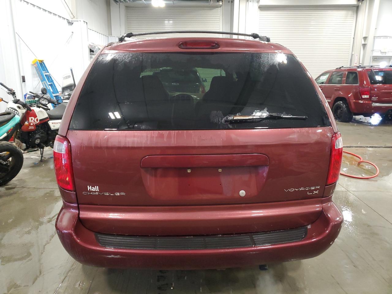 2003 Chrysler Voyager VIN 1C4GJ45313B156532 Copart auction photo, front end damage thumbnail 6