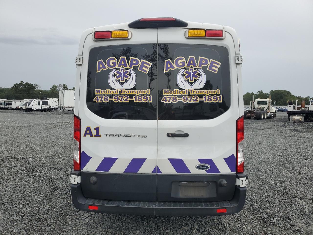 2020 Ford Transit VIN 1FDBR1CG6LKB66640 Copart auction photo, front end damage thumbnail 6