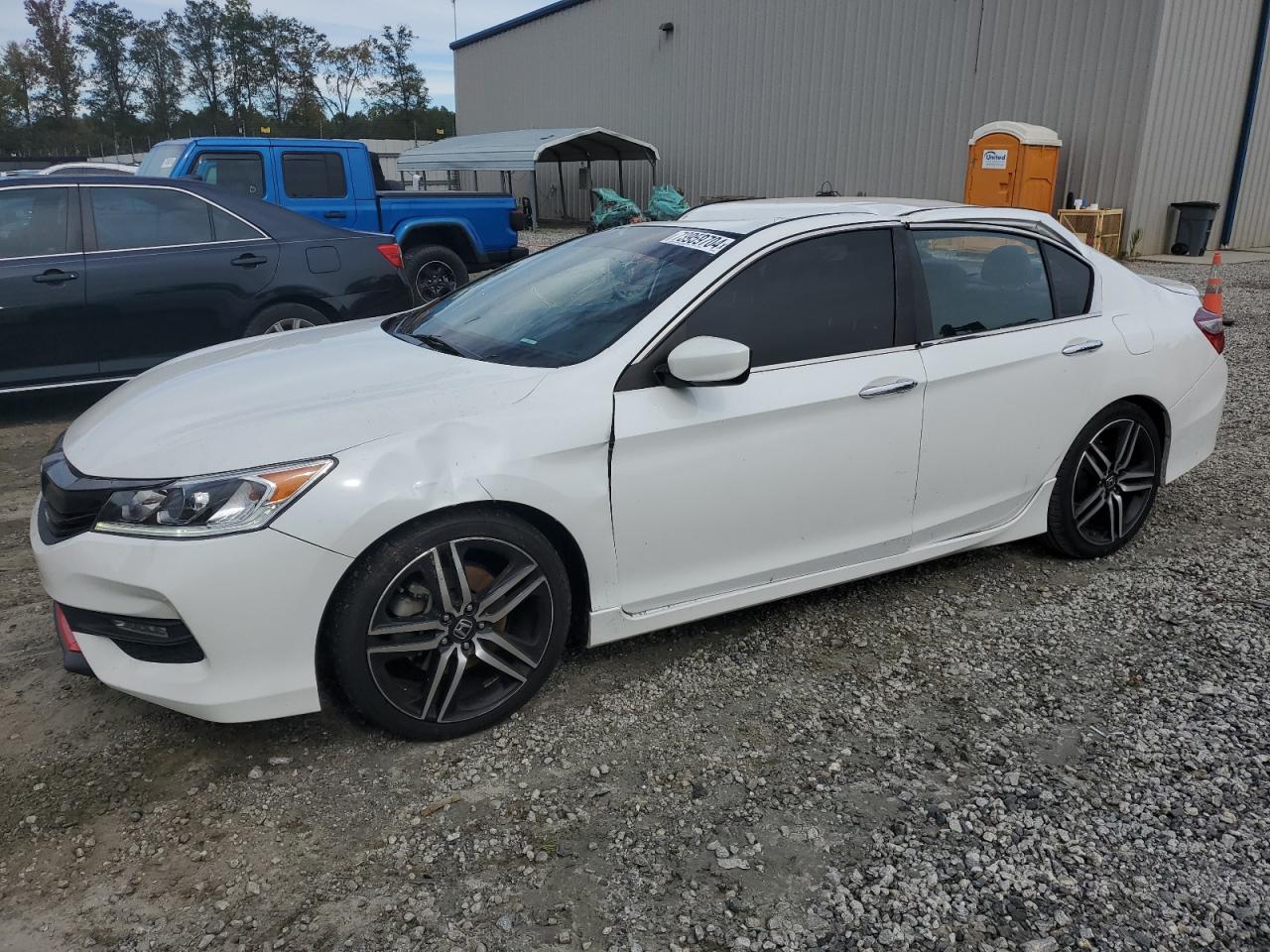 2017 Honda Accord VIN 1HGCR2F10HA261389