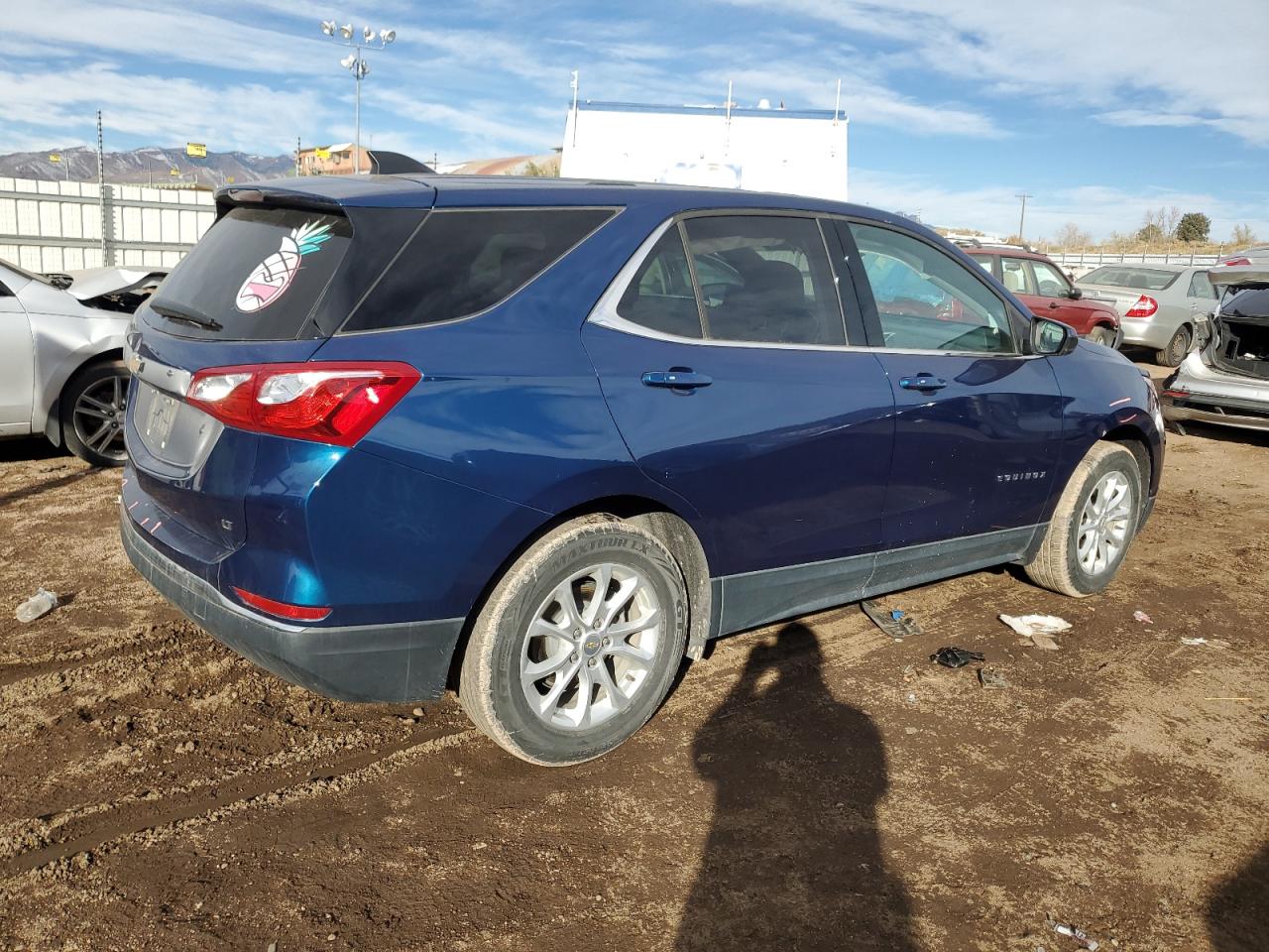 2019 Chevrolet Equinox VIN 2GNAXKEV1K6283770 Copart auction photo, side / front end damage thumbnail 3