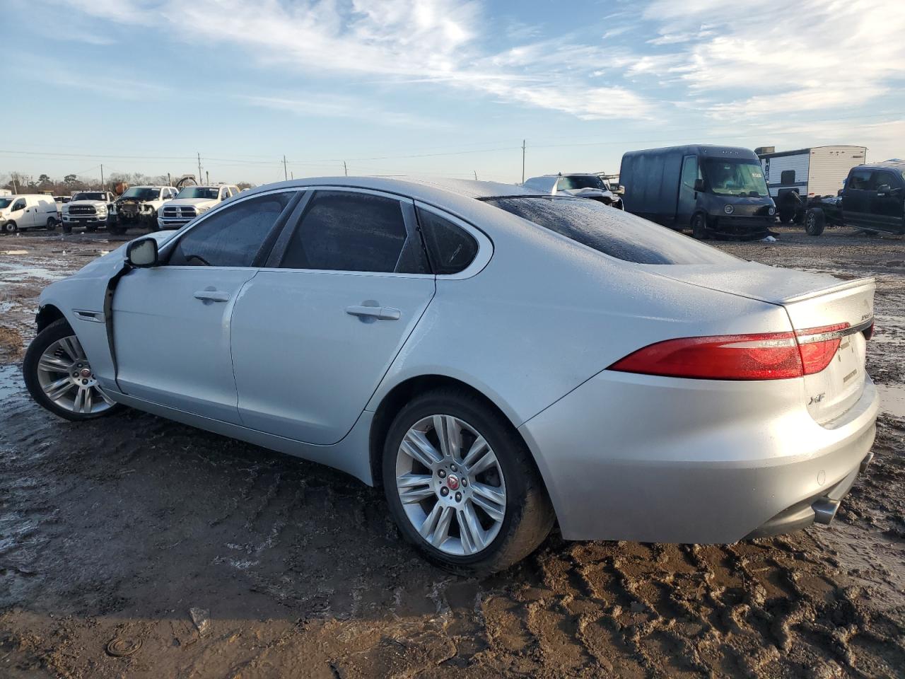2016 Jaguar XF VIN SAJBD4BVXGCY14583 Copart auction photo, front end / side damage thumbnail 2