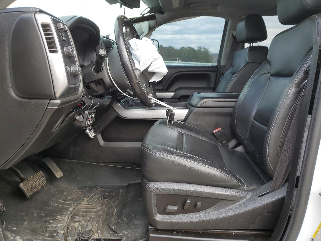 2015 Chevrolet Silverado VIN 1GC1KWE8XFF146587 Copart auction photo, front end damage thumbnail 7