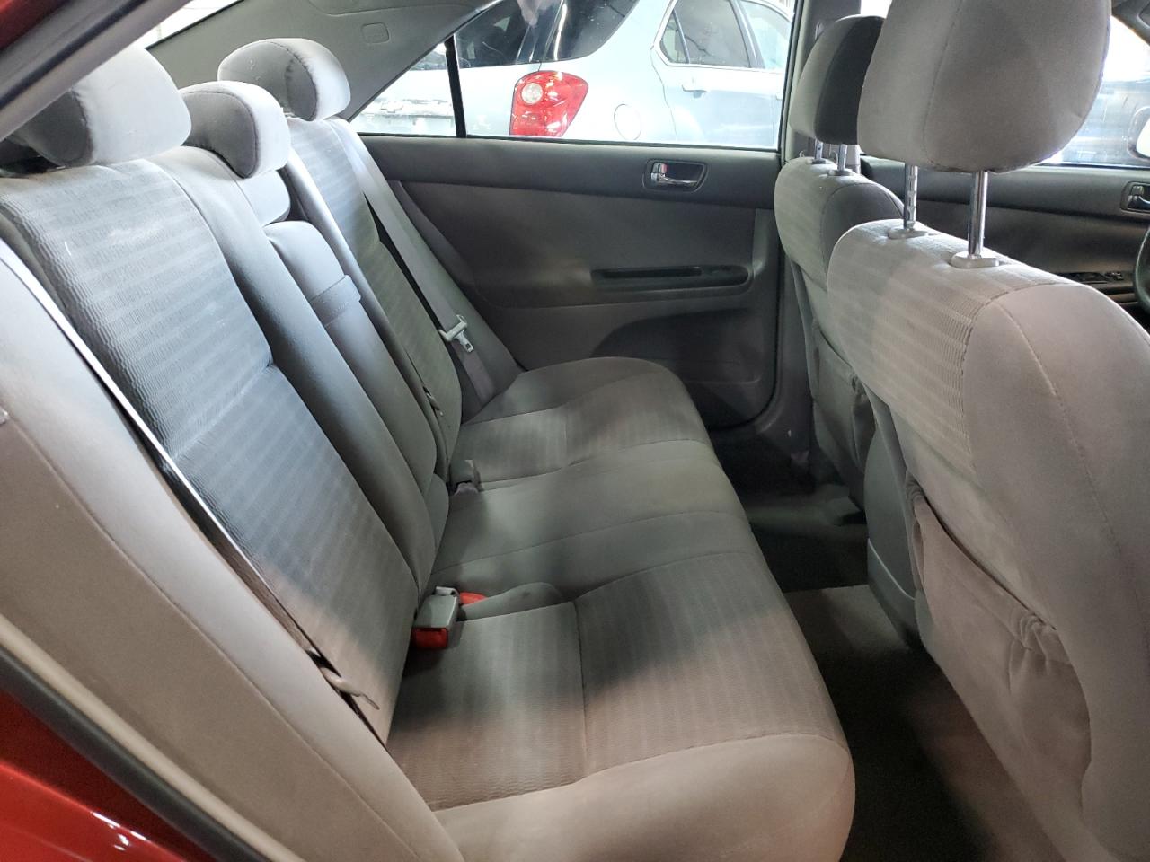 2005 Toyota Camry VIN 4T1BE30K25U068874 Copart auction photo, rear end damage thumbnail 10