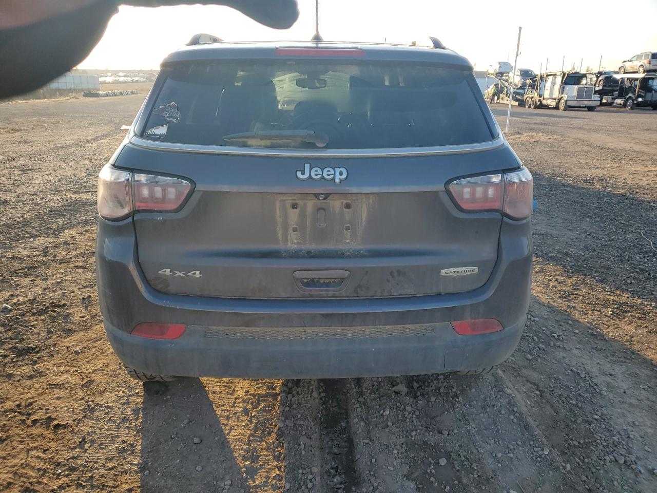 2017 Jeep Compass VIN 3C4NJDBB4HT692688 Copart auction photo, front end / hail damage thumbnail 6