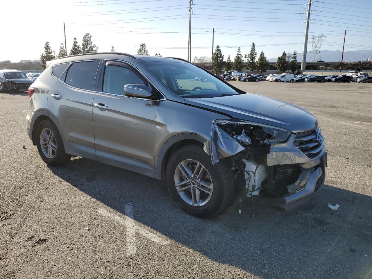 2018 Hyundai Santa Fe VIN 5XYZU3LB6JG515073 Copart auction photo, front end damage thumbnail 4
