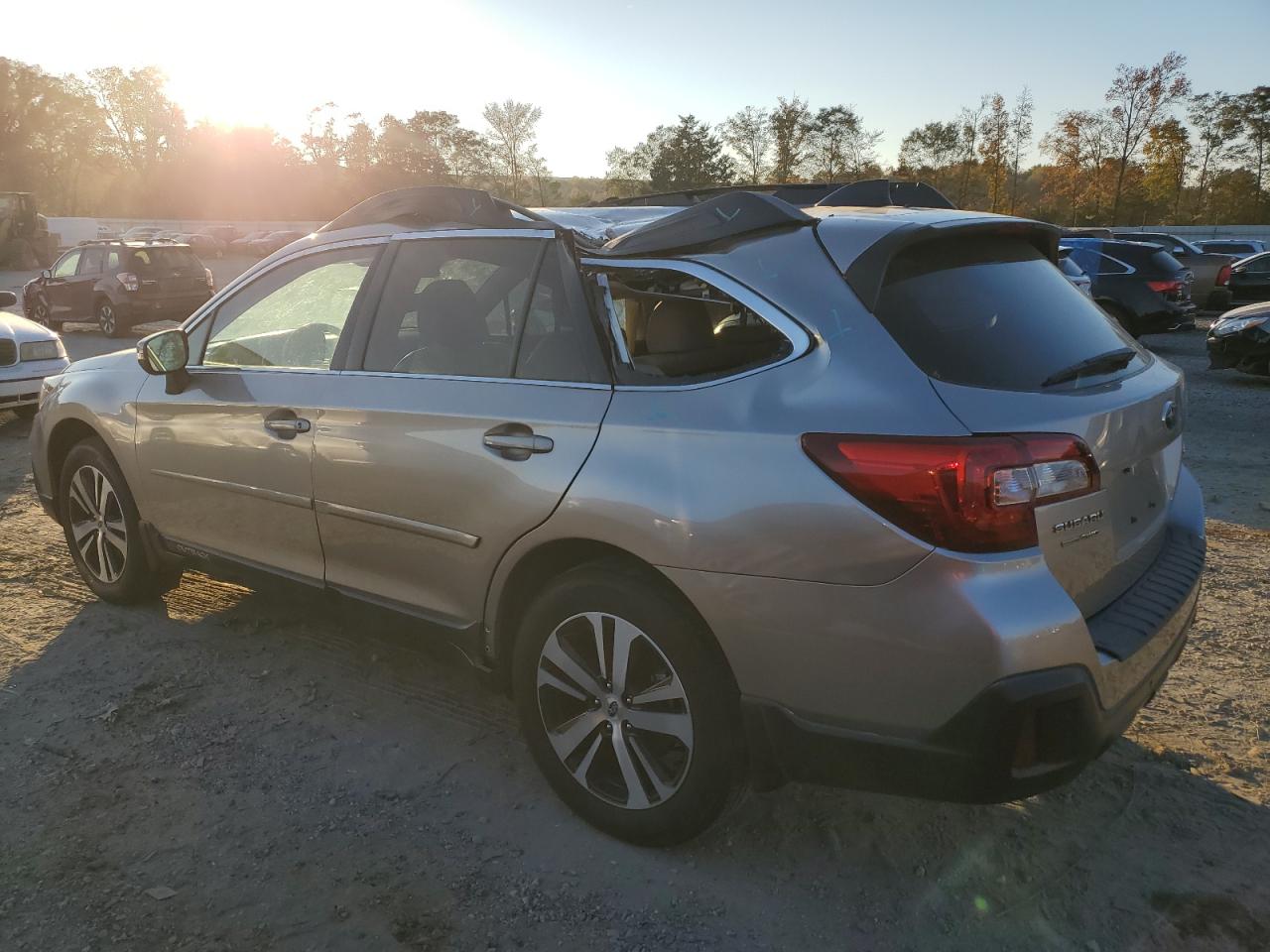 2019 Subaru Outback VIN 4S4BSANC7K3243250 Copart auction photo, top/roof / side damage thumbnail 2