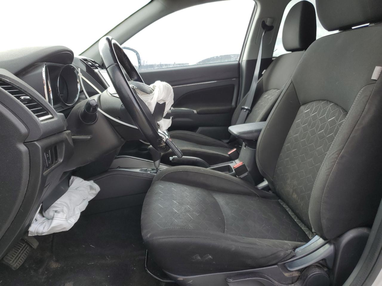 2021 Mitsubishi Outlander VIN JA4ARUAU7MU014862 Copart auction photo, front end damage thumbnail 7