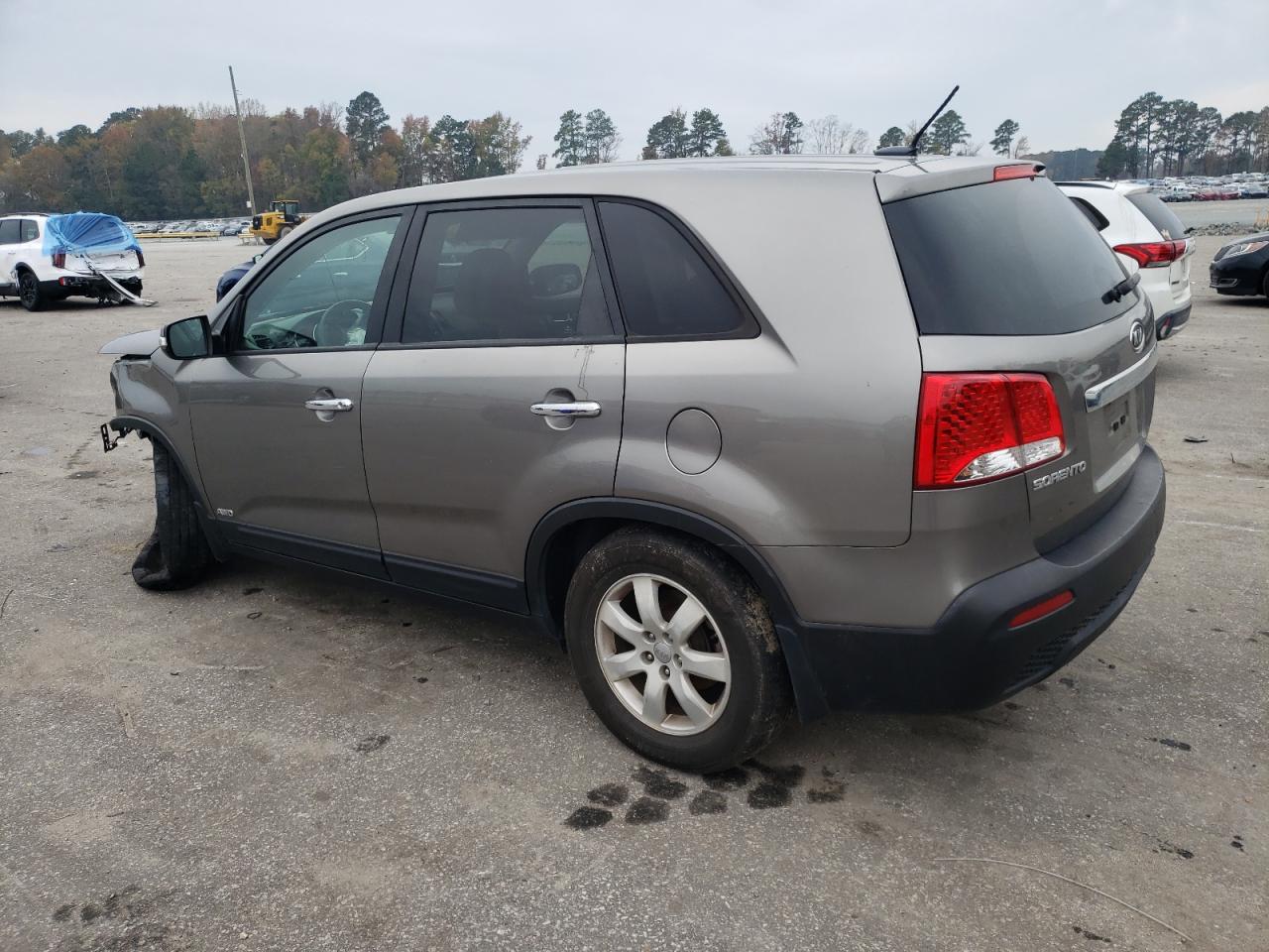 2013 KIA Sorento VIN 5XYKTCA62DG320568 Copart auction photo, front end / undercarriage damage thumbnail 2