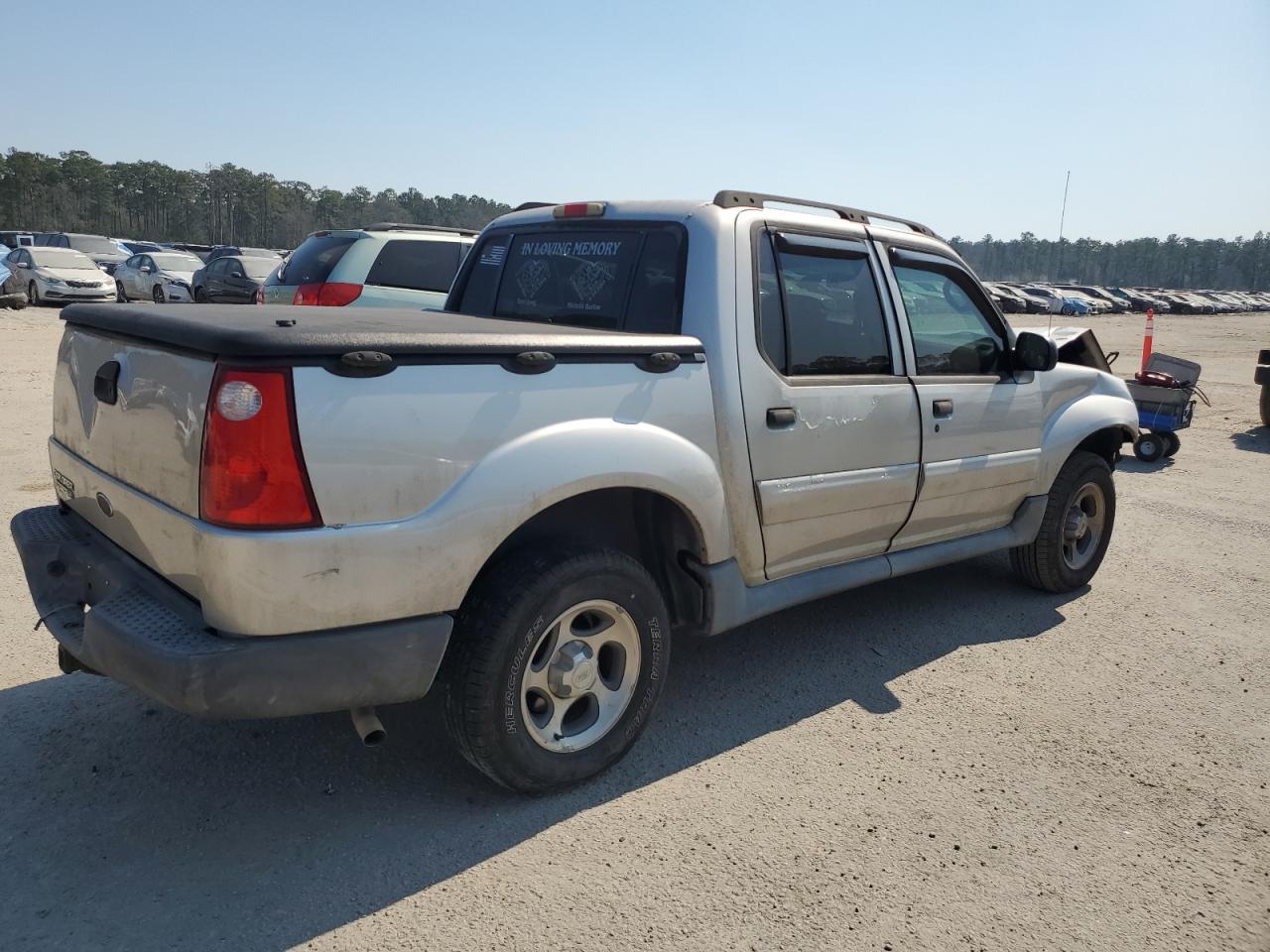 2004 Ford Explorer VIN 1FMZU67K34UA21912 Copart auction photo, front end damage thumbnail 3
