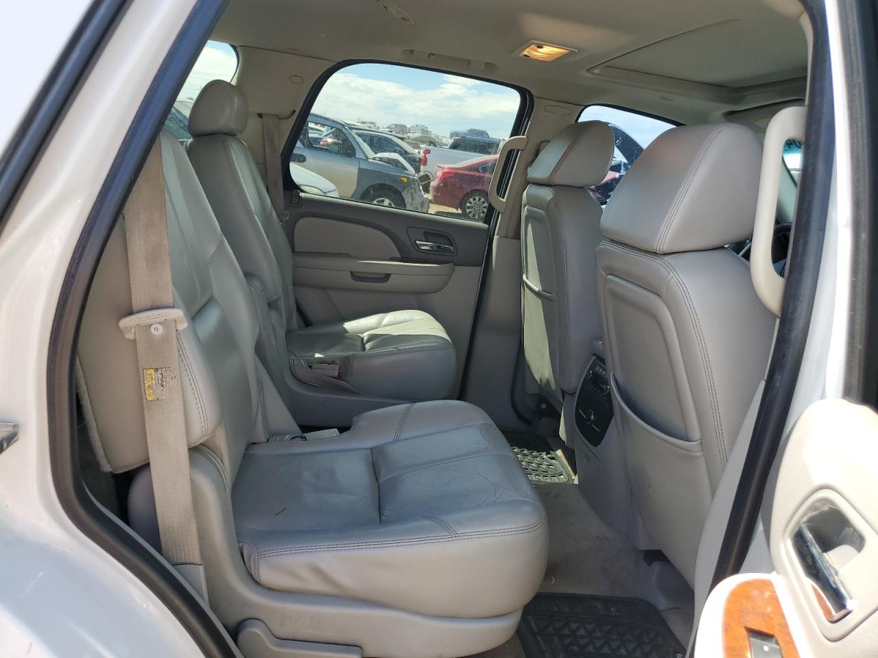 2007 Chevrolet Tahoe VIN 1GNFK13017R103981 Copart auction photo, front end damage thumbnail 11
