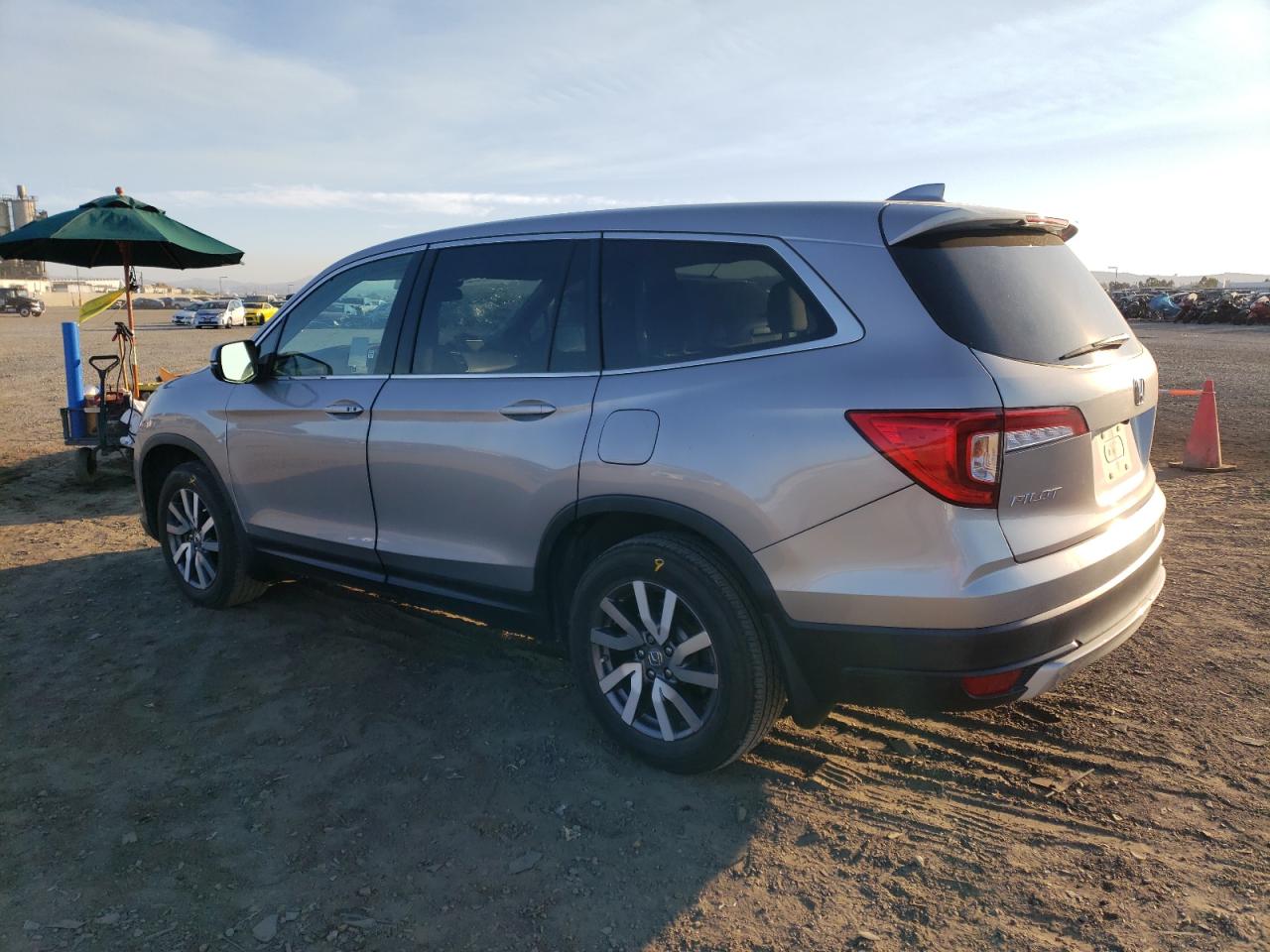 2021 Honda Pilot VIN 5FNYF5H38MB030111 Copart auction photo, front end damage thumbnail 2