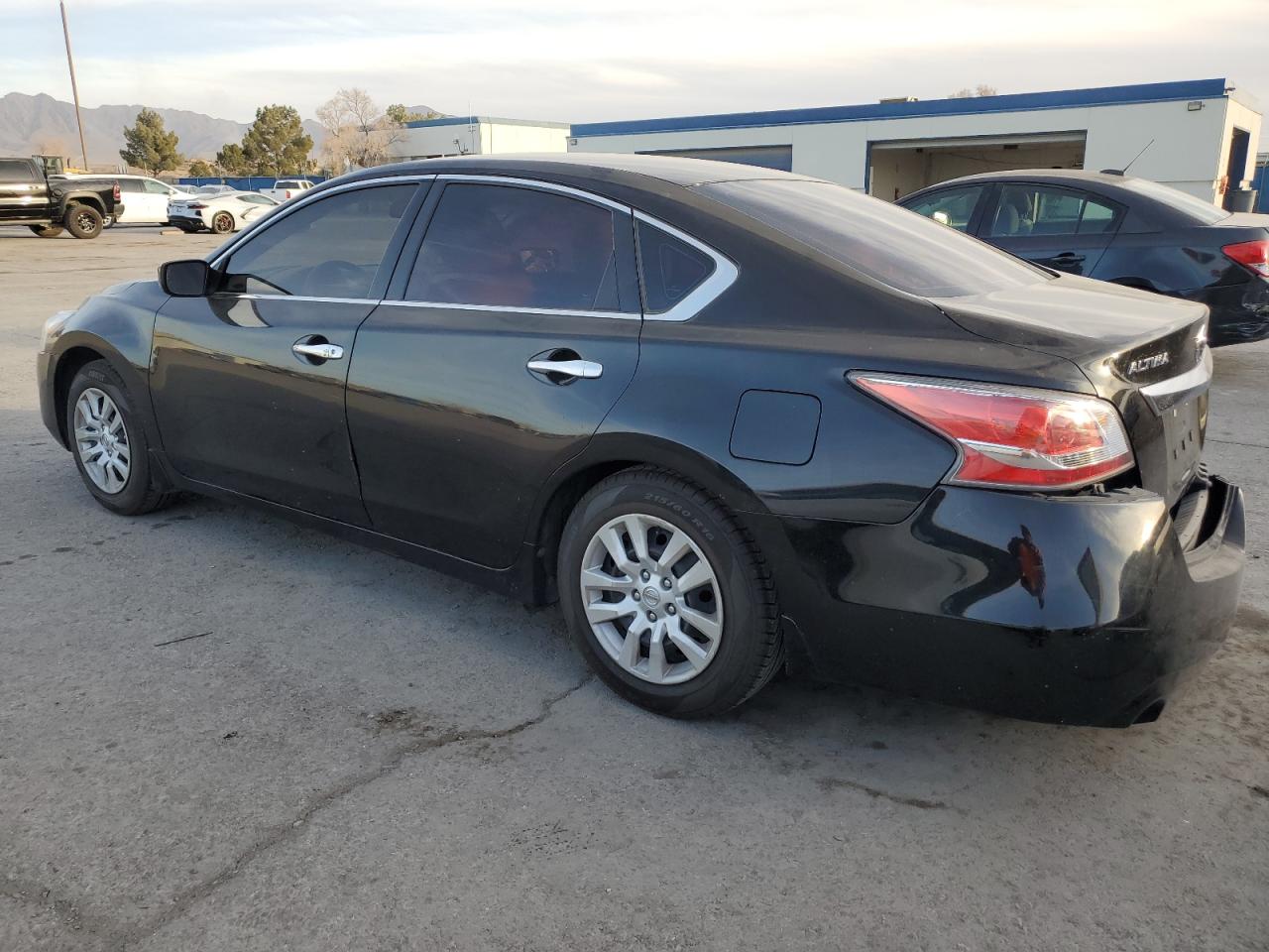 2015 Nissan Altima VIN 1N4AL3AP4FC144771 Copart auction photo, side / rear end damage thumbnail 2