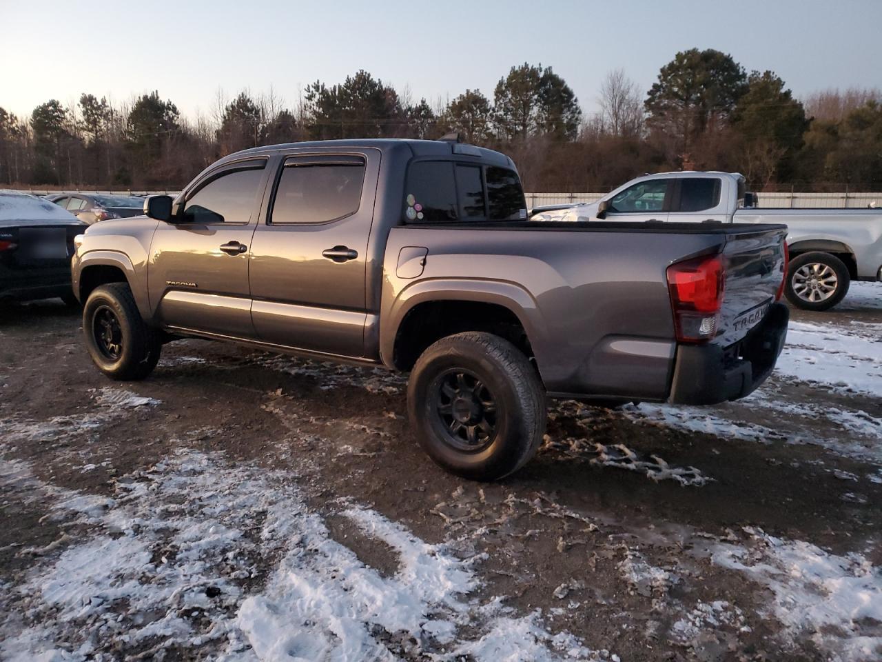 2021 Toyota Tacoma VIN 5TFAX5GN1MX191939 Copart auction photo, mechanical / minor dent/scratches damage thumbnail 2
