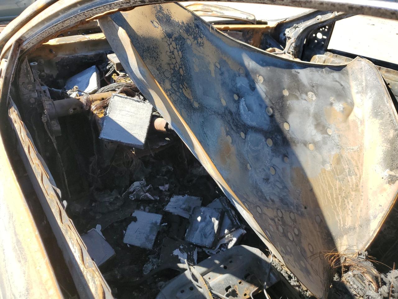 2019 Toyota Corolla VIN 5YFBURHE2KP926796 Copart auction photo, burn / missing/altered vin damage thumbnail 8
