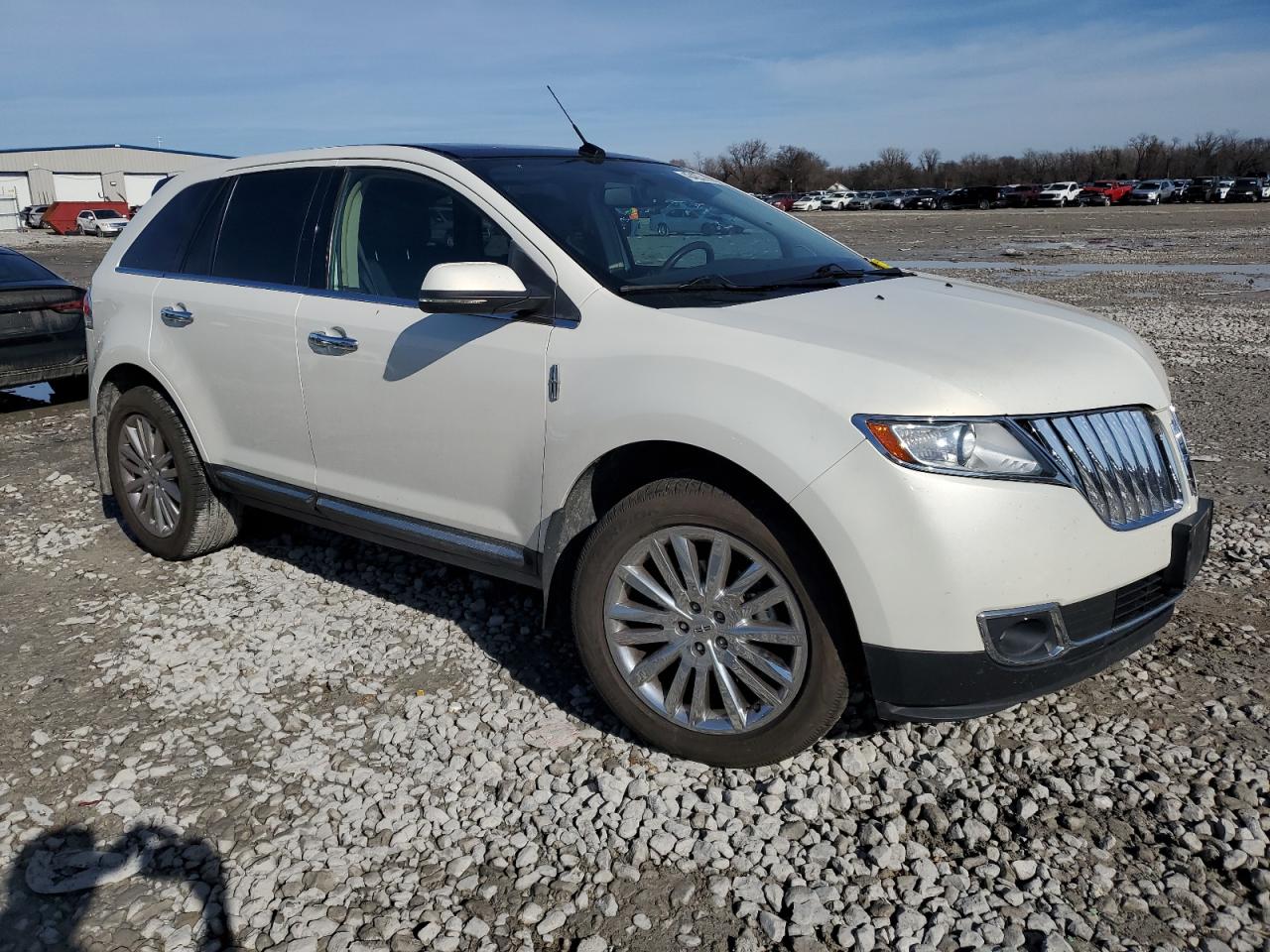 2013 Lincoln MKX VIN 2LMDJ8JK6DBL19307 Copart auction photo, front end damage thumbnail 4