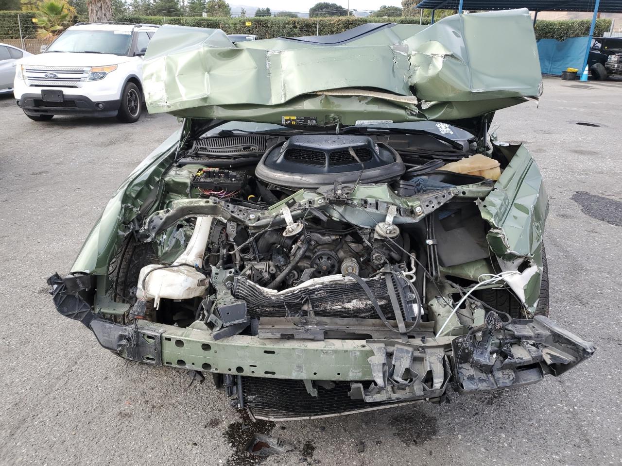 2018 Dodge Challenger VIN 2C3CDZFJ4JH172474 Copart auction photo, front end / side damage thumbnail 5