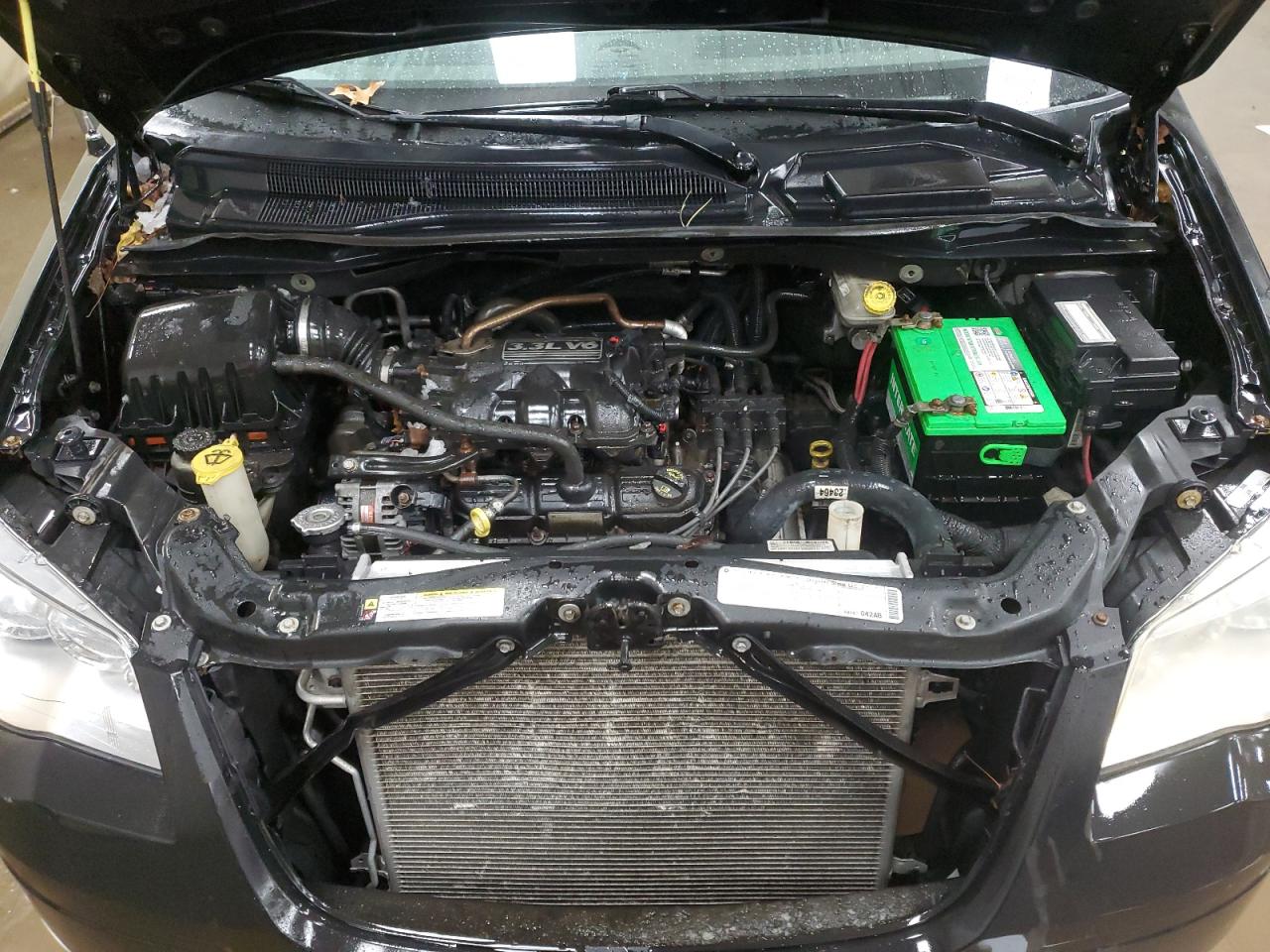 2010 Chrysler Town & Country VIN 2A4RR4DE5AR161777 Copart auction photo, front end / minor dent/scratches damage thumbnail 12