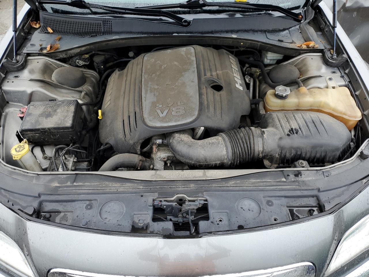 2011 Chrysler 300 VIN 2C3CK6CT3BH573994 Copart auction photo, front end / side damage thumbnail 12