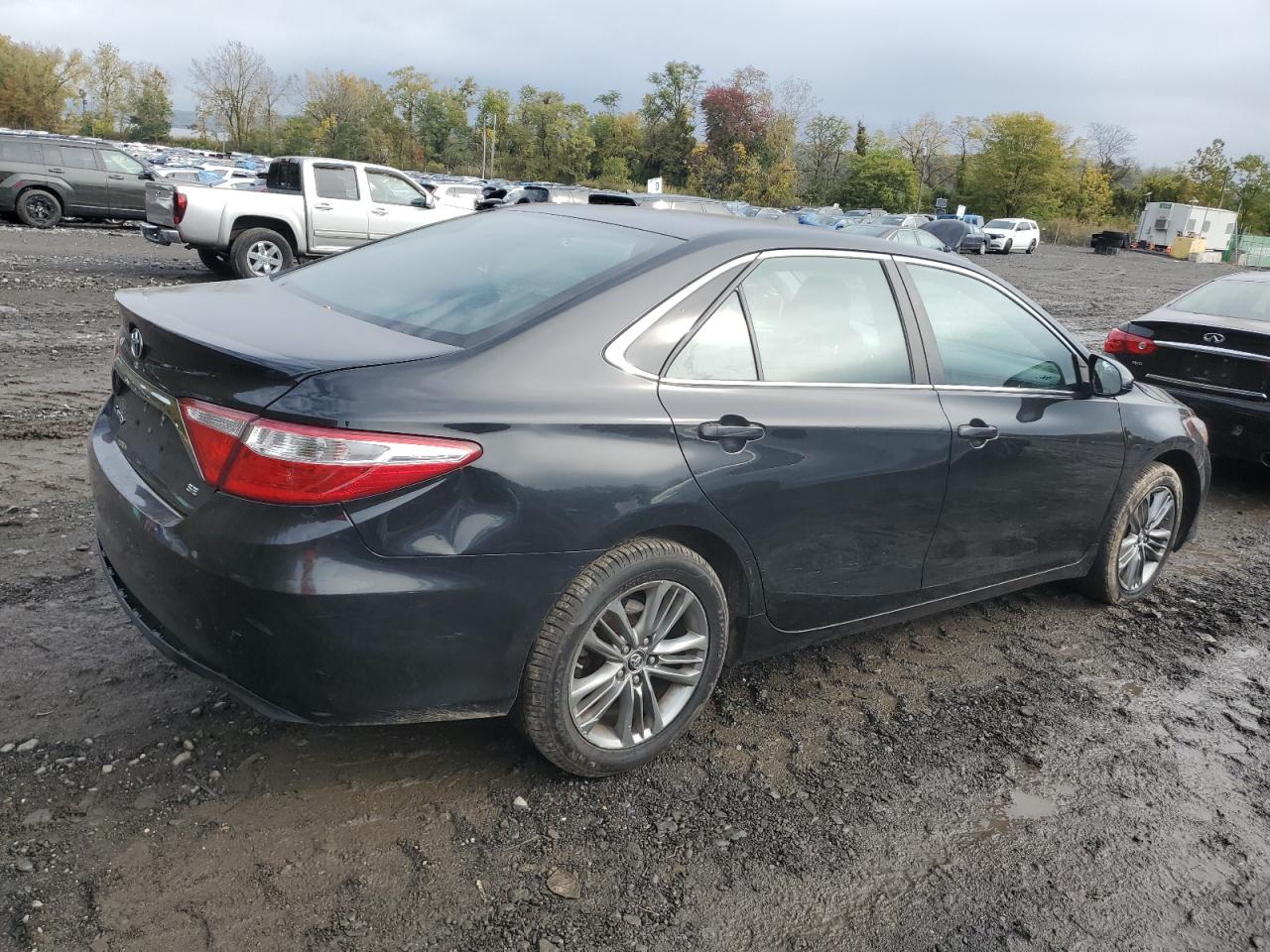 2017 Toyota Camry VIN 4T1BF1FK4HU748062 Copart auction photo, minor dent/scratches damage thumbnail 3