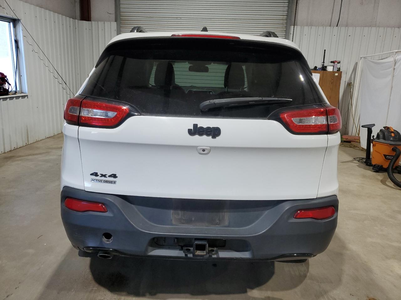 2016 Jeep Grand Cherokee VIN 1C4PJMCB2GW187264 Copart auction photo, front end / minor dent/scratches damage thumbnail 6