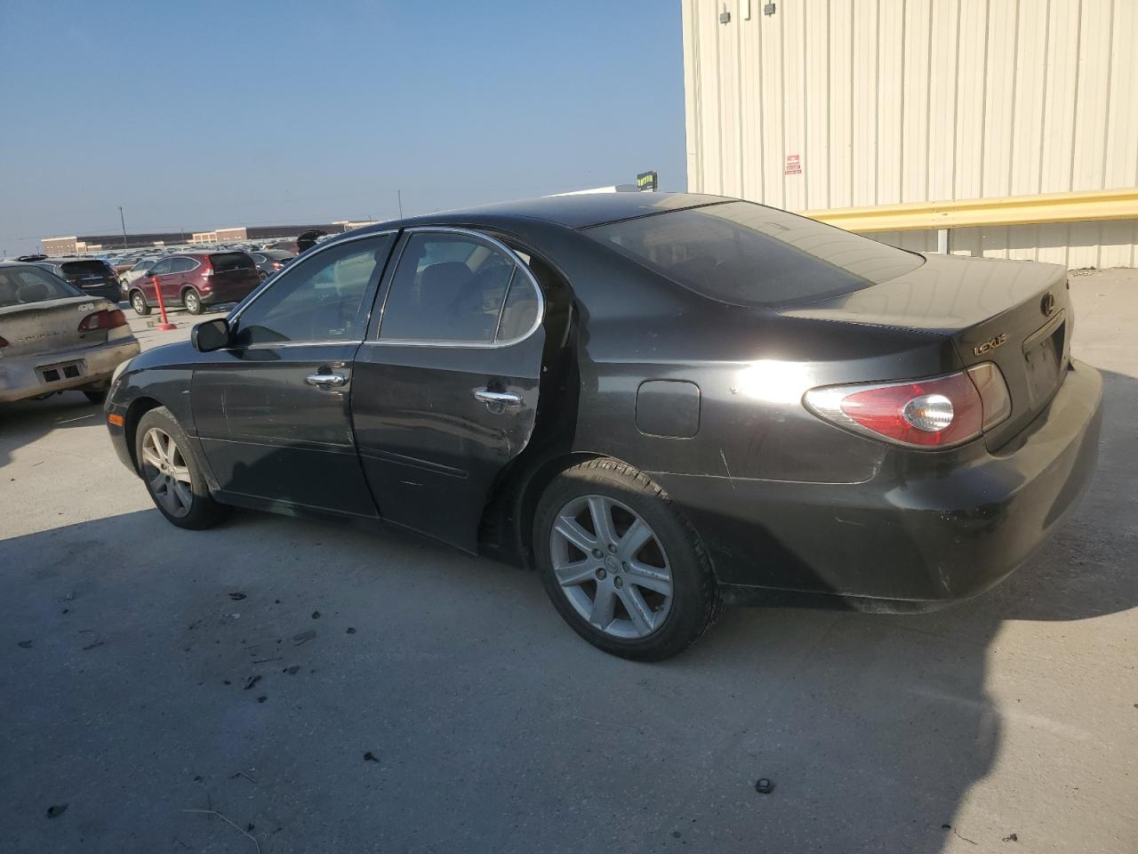 2004 Lexus ES VIN JTHBA30GX45052764 Copart auction photo, mechanical / minor dent/scratches damage thumbnail 2