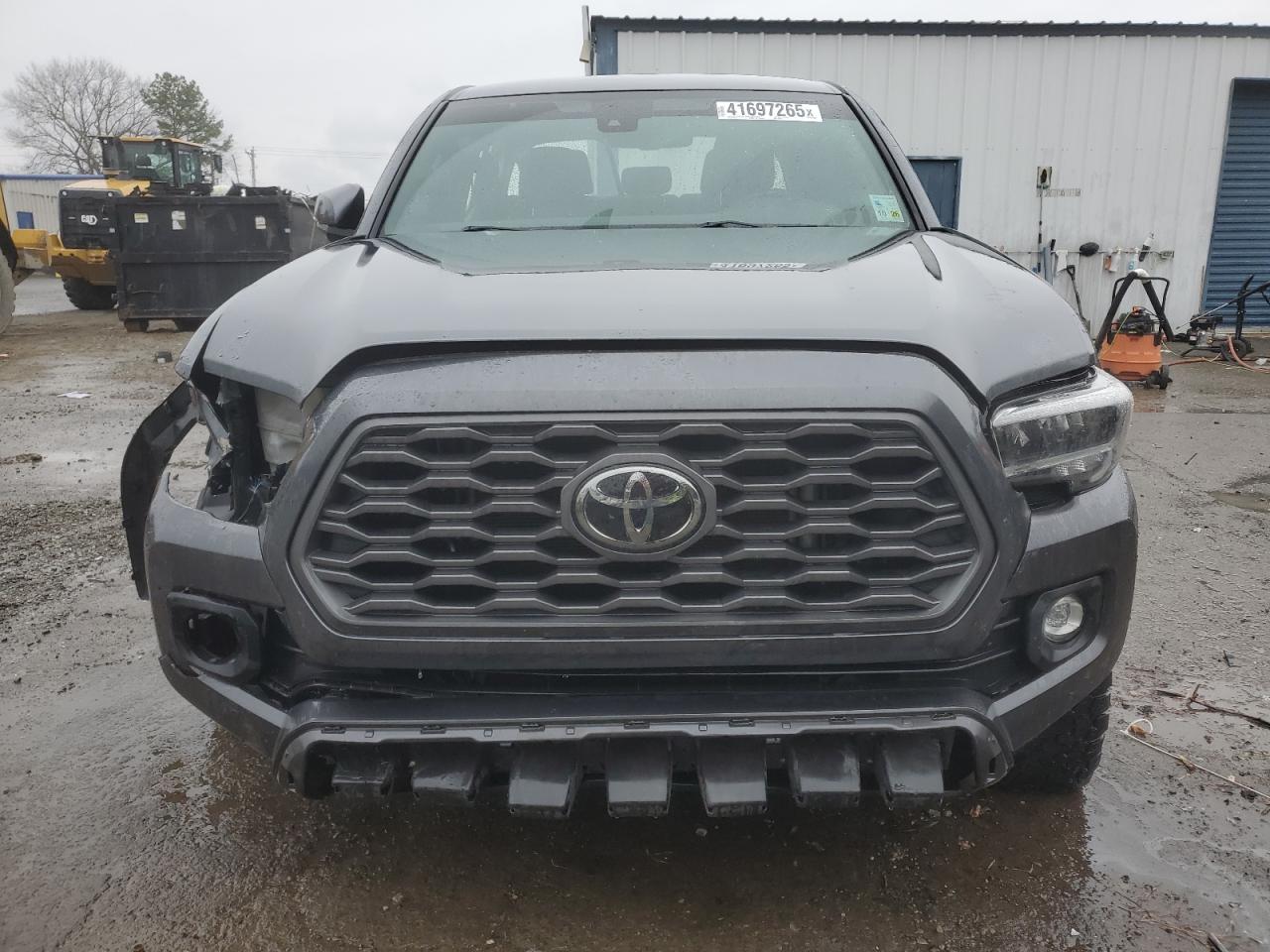 2021 Toyota Tacoma VIN 3TMCZ5AN2MM440430 Copart auction photo, front end / minor dent/scratches damage thumbnail 5