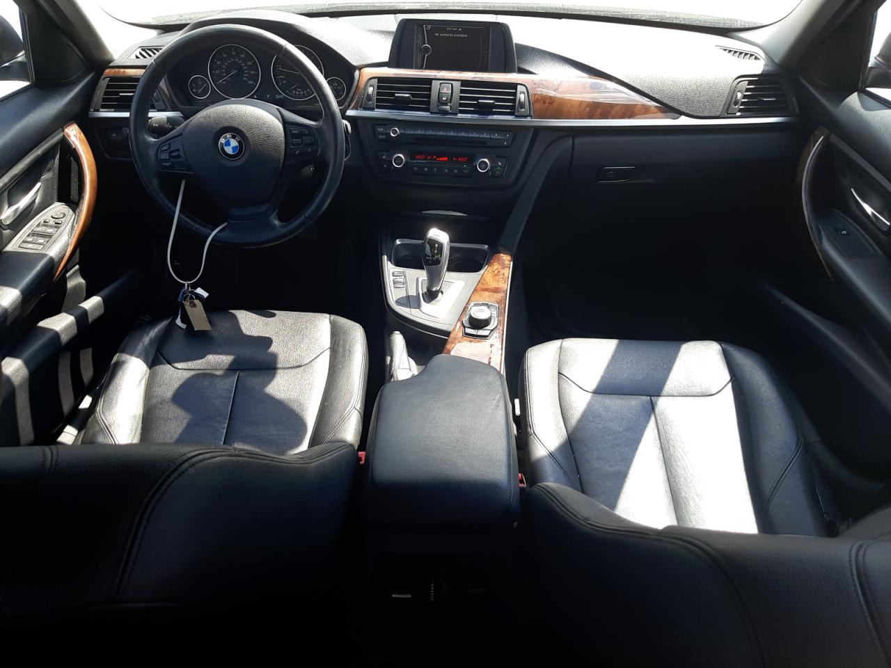 2013 BMW 3er VIN WBA3A5C59DJ462892 Copart auction photo, front end damage thumbnail 8