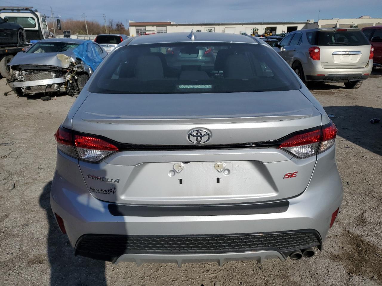 2022 Toyota Corolla VIN 5YFS4MCE5NP135208 Copart auction photo, front end / minor dent/scratches damage thumbnail 6