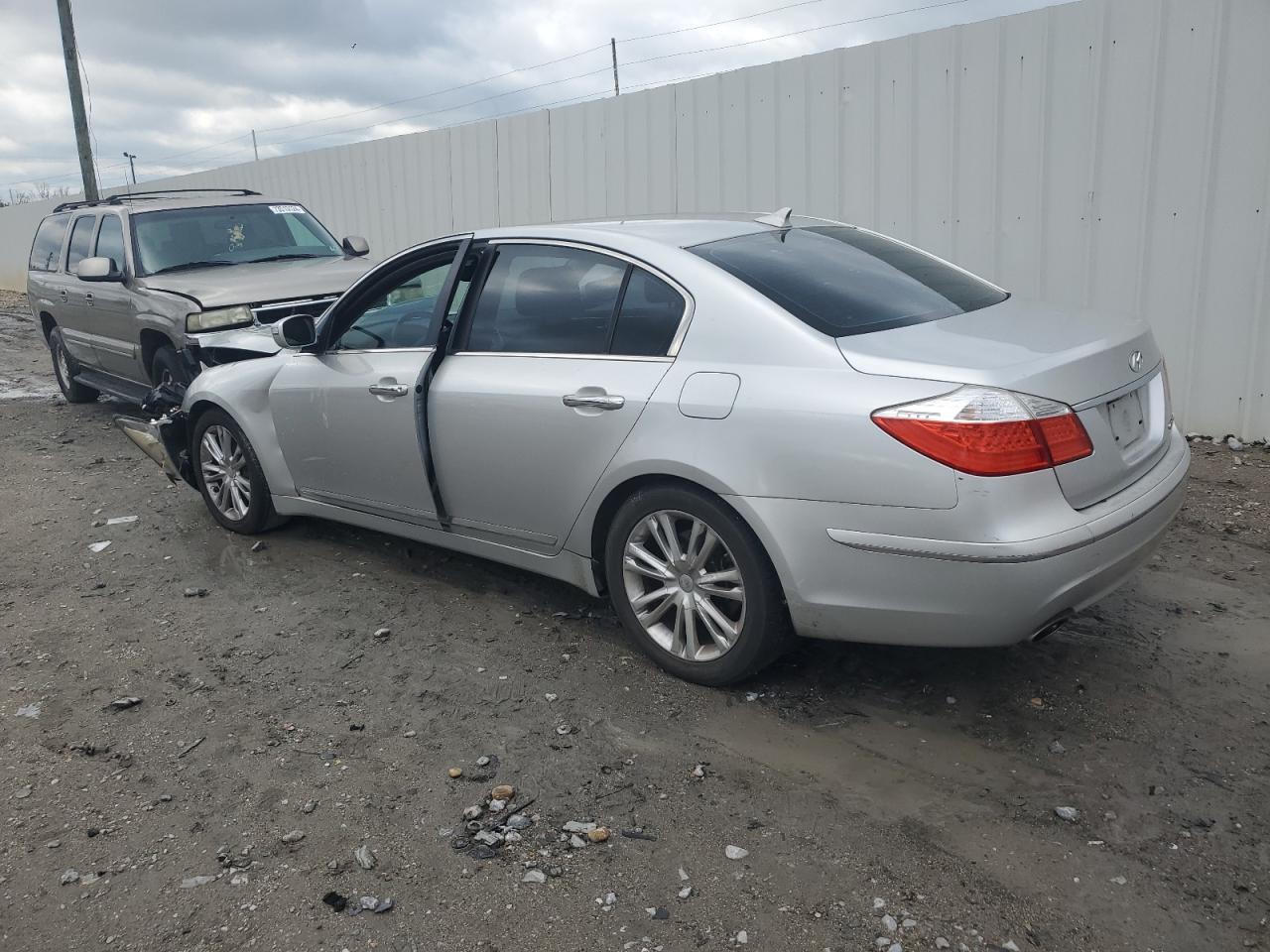 2009 Hyundai Genesis VIN KMHGC46F39U029308 Copart auction photo, front end damage thumbnail 2