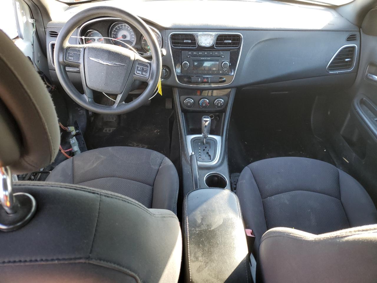 2012 Chrysler 200 VIN 1C3CCBAB7CN292418 Copart auction photo, front end / side damage thumbnail 8