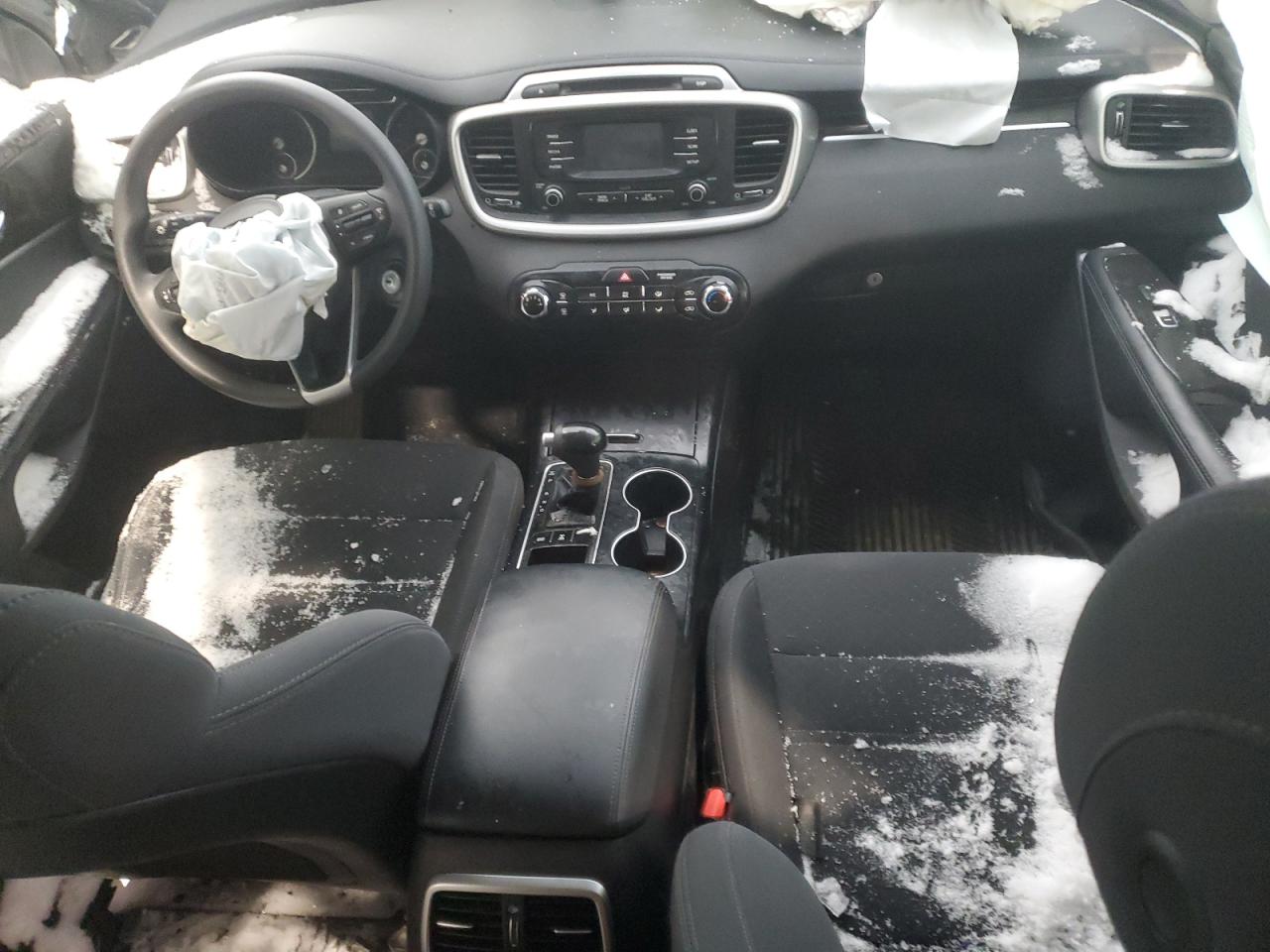 2017 KIA Sorento VIN 5XYPGDA37HG325017 Copart auction photo, all over damage thumbnail 8